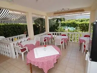 Villa Vilma Sukošan Maison d'hôtes